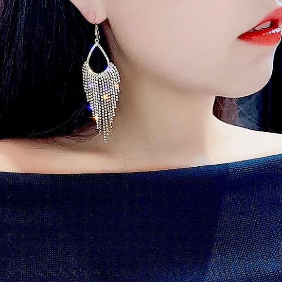 Gold 18K GP Tassel Drop Gold Rhinestone Earrings - Picture 3 of 4